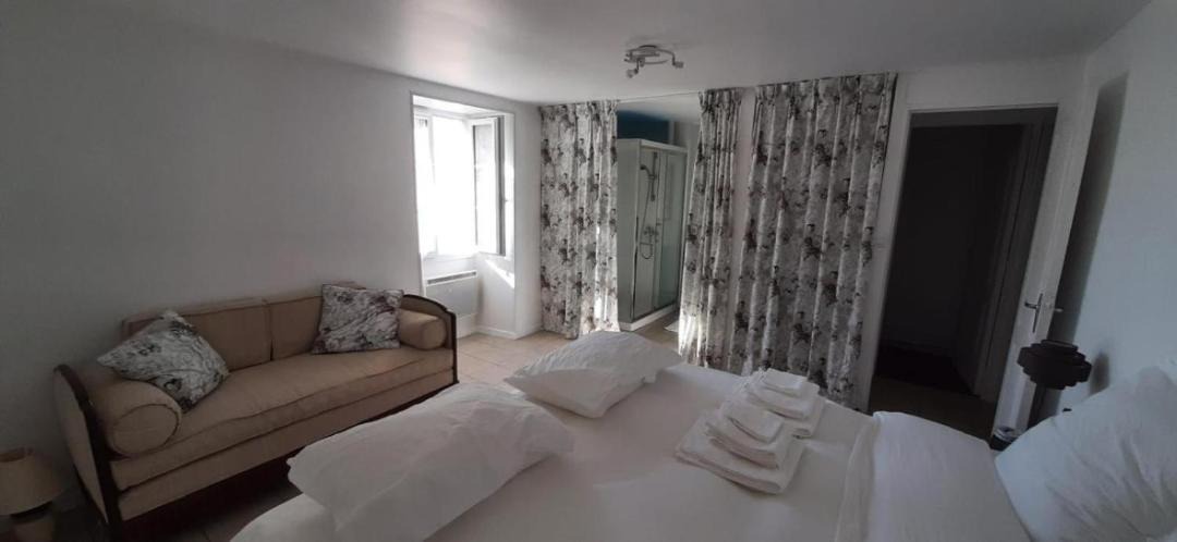 Photo of Bedroom in Sanxay