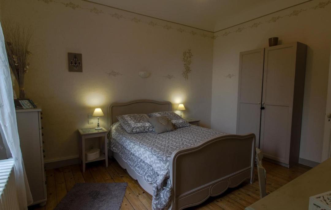 Photo of Bedroom in Marennes