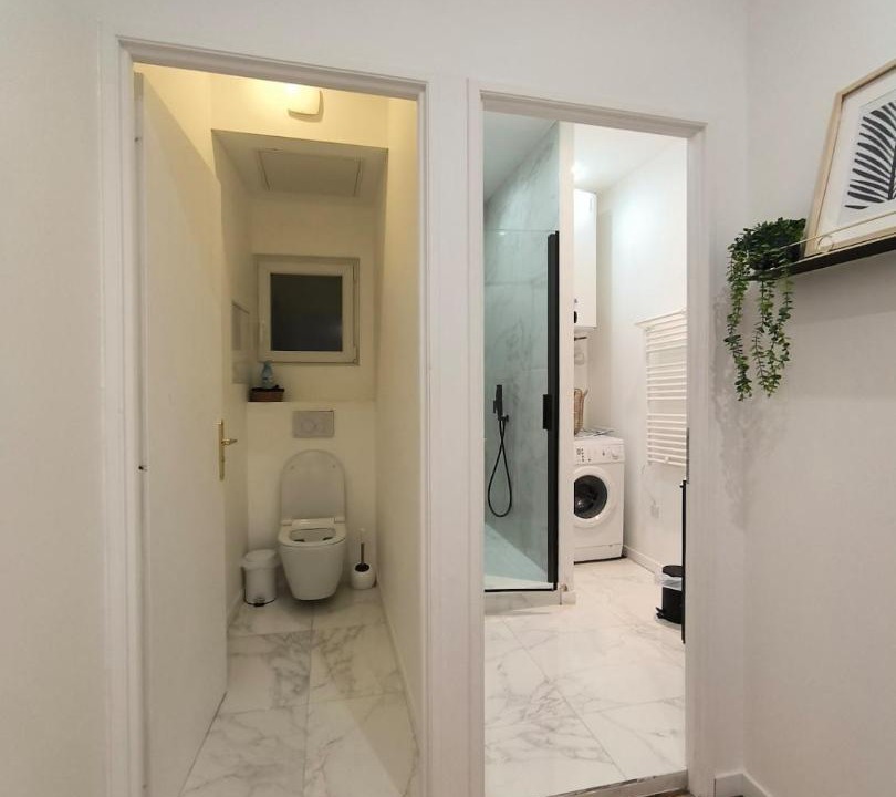 Photo of Bathroom in Centre Ville