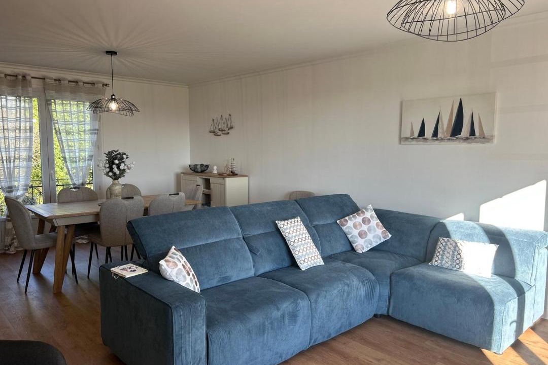 Photo of Livingroom in Fontaine-le-Comte
