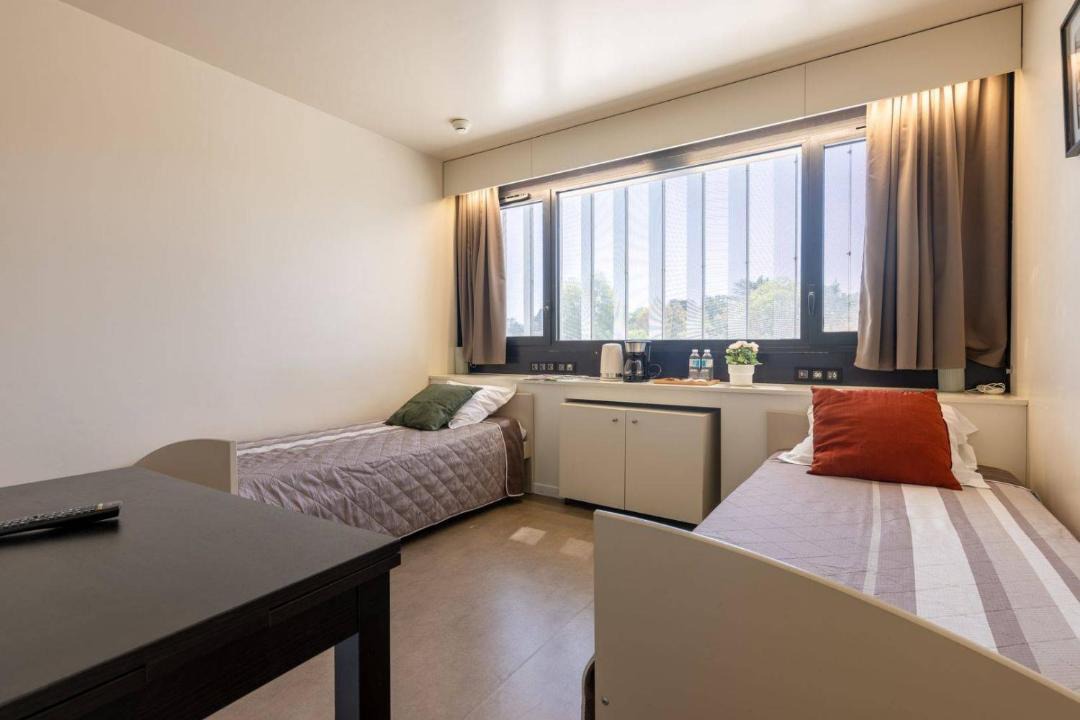 Photo of Bedroom in Lormont