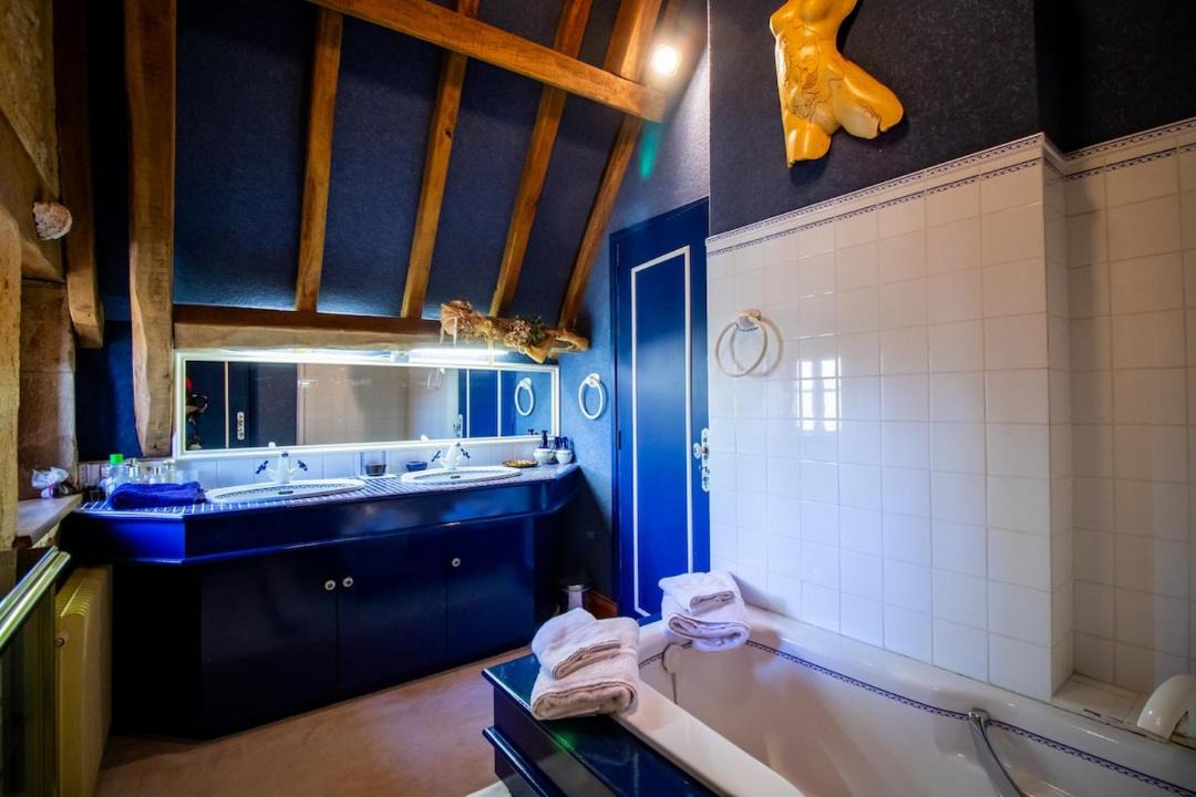 Photo of Bathroom in Villefranche-du-Perigord