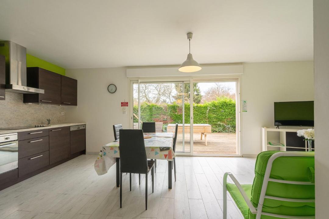 Photo of Kitchen in Saint-Simon-de-Bordes