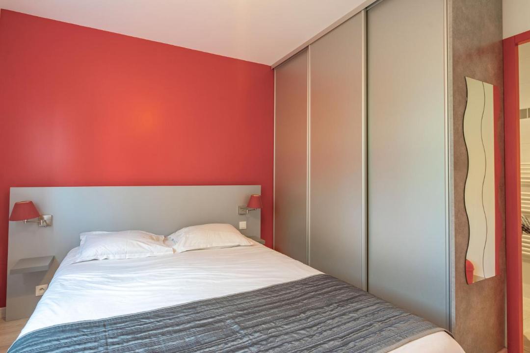 Photo of Bedroom in Saint-Simon-de-Bordes