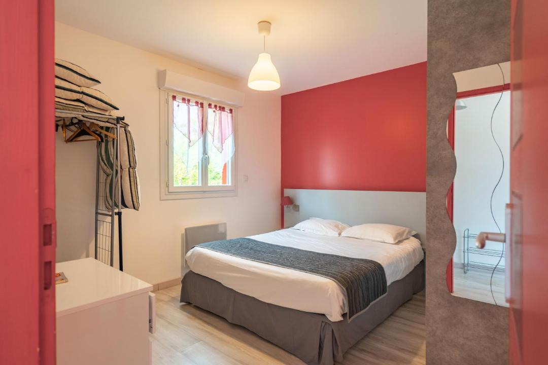 Photo of Bedroom in Saint-Simon-de-Bordes