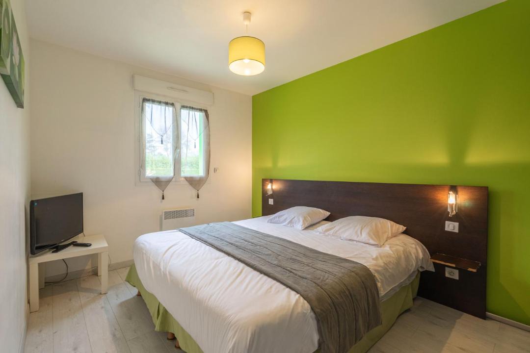 Photo of Bedroom in Saint-Simon-de-Bordes