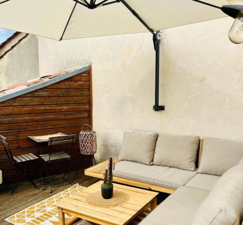 Photo of Patio Balcony in Hotel de Ville - Quinconces