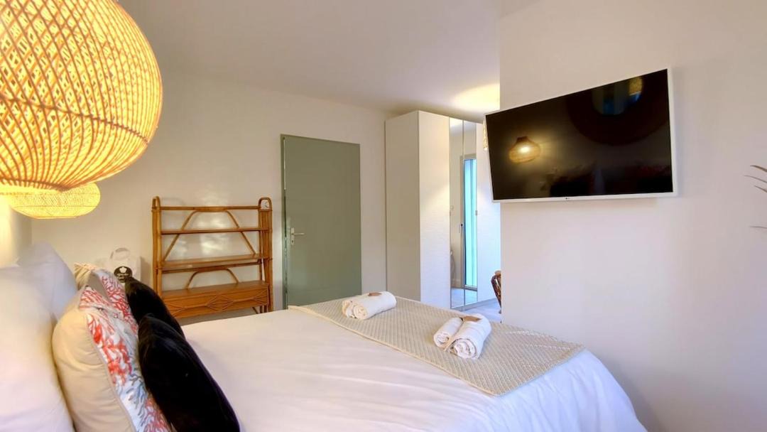 Photo of Bedroom in Saint-Georges-de-Didonne