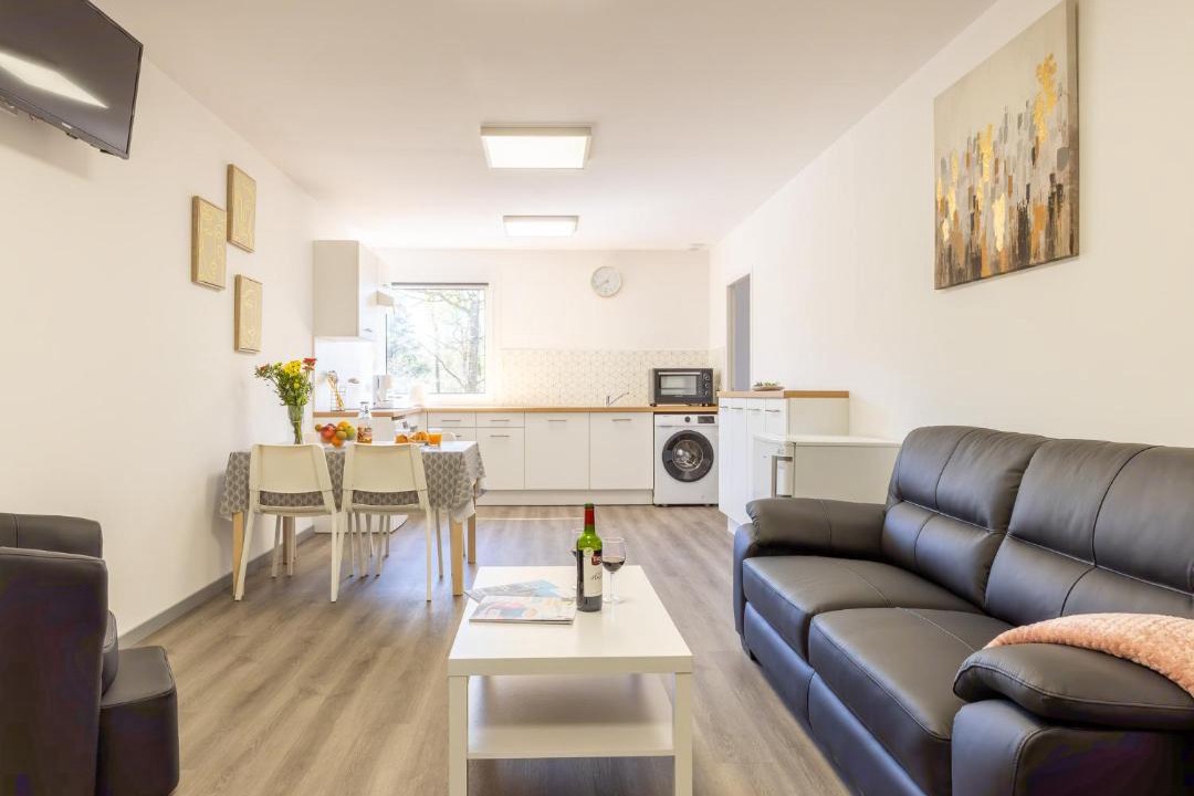Photo of Livingroom in Narrosse