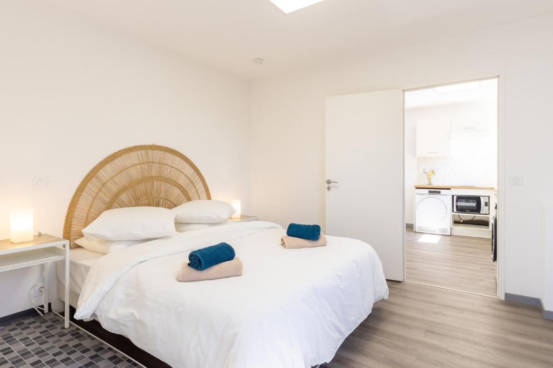Photo of Bedroom in Narrosse