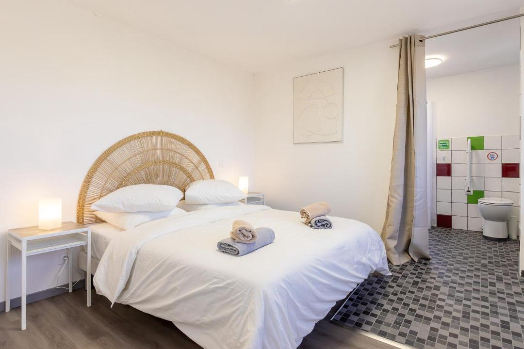 Photo of Bedroom in Narrosse