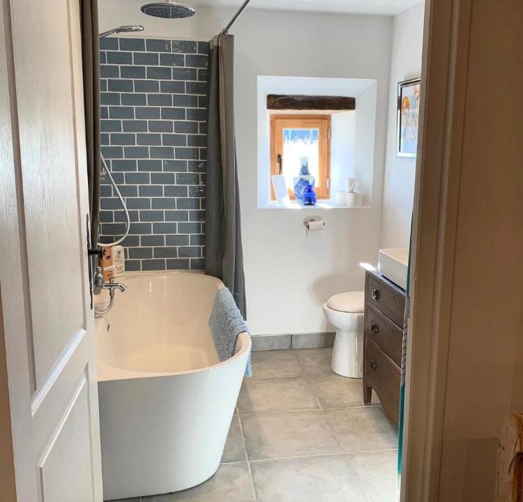 Photo of Bathroom in Brigueil-le-Chantre
