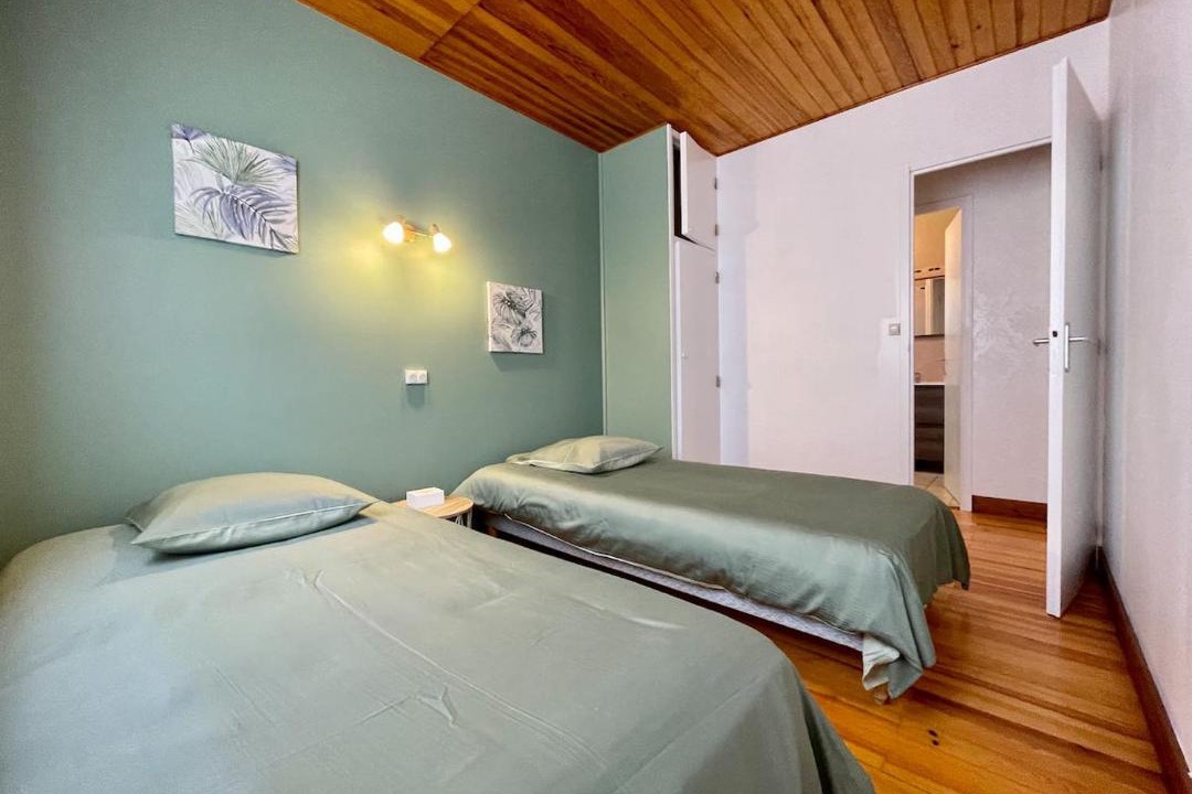 Photo of Bedroom in Saint-Martial-de-Nabirat