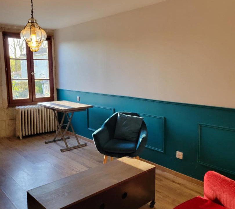 Photo of Livingroom in Bouille-Loretz
