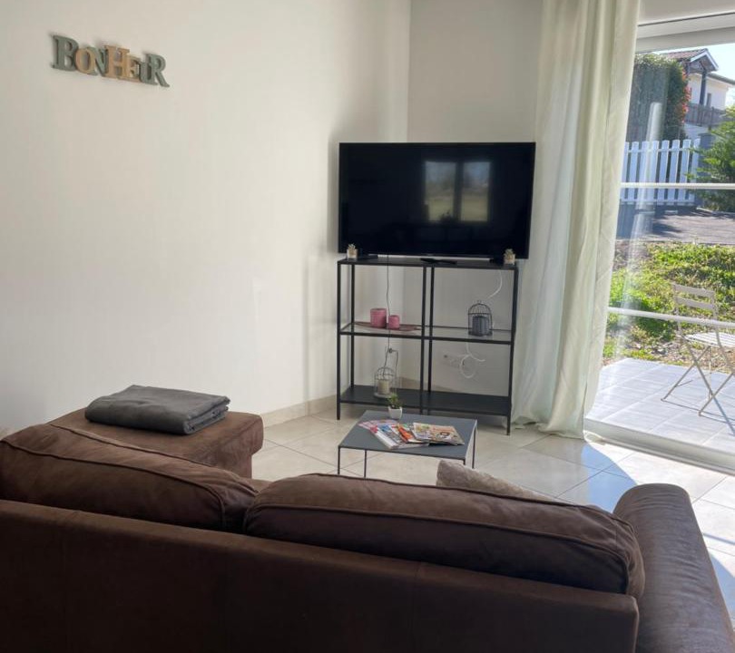 Photo of Livingroom in Saint-Aubin-de-Branne