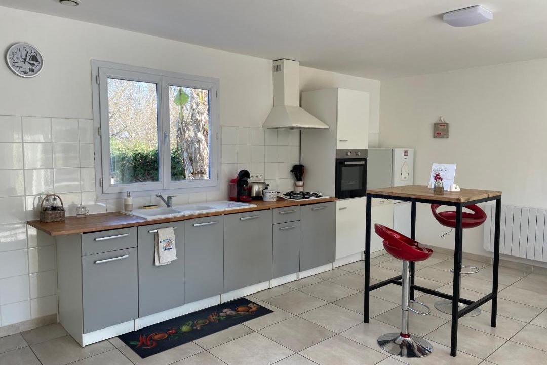 Photo of Kitchen in Saint-Aubin-de-Branne