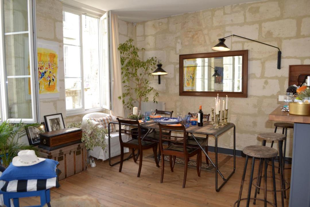 Photo of Livingroom in Saint Seurin - Fondaudege