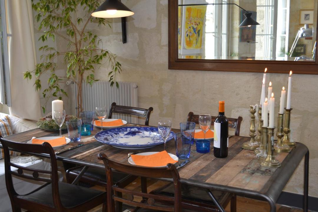 Photo of Livingroom in Saint Seurin - Fondaudege