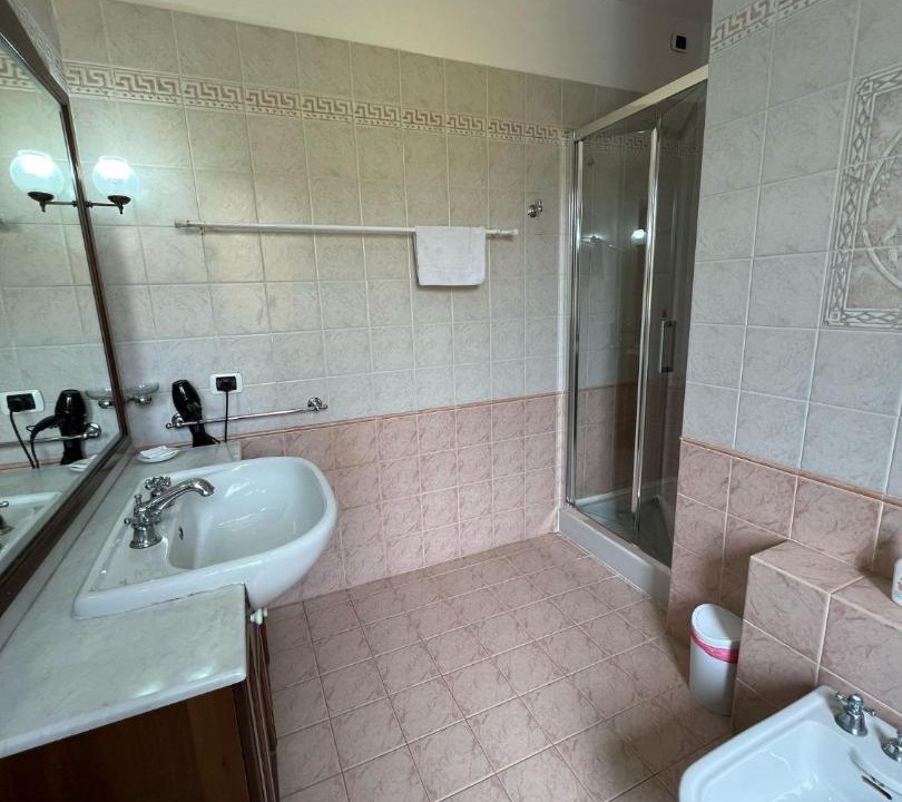 Photo of Bathroom in Cincelli