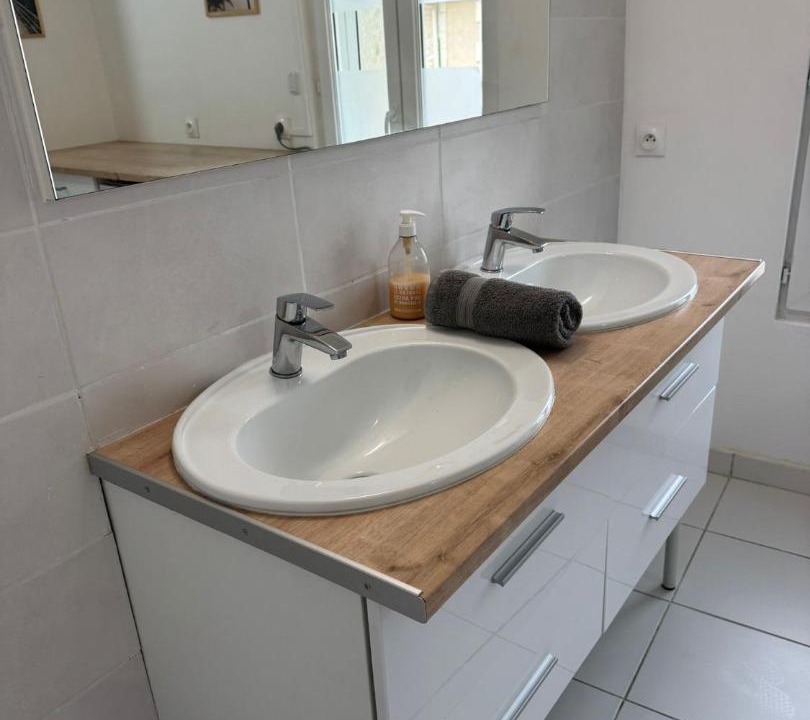 Photo of Bathroom in Jaunay-Marigny