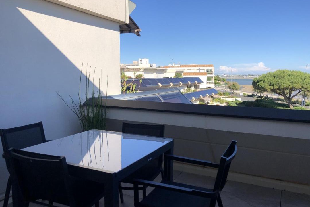 Photo of Patio Balcony in La Rochelle