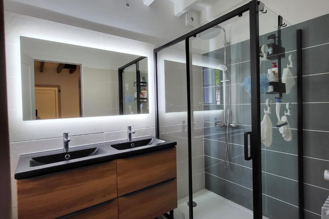 Photo of Bathroom in Floirac