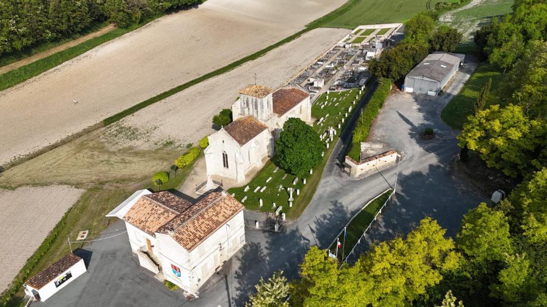 Photo of Buildings in Floirac