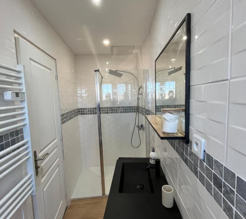 Photo of Bathroom in Mont-de-Marsan