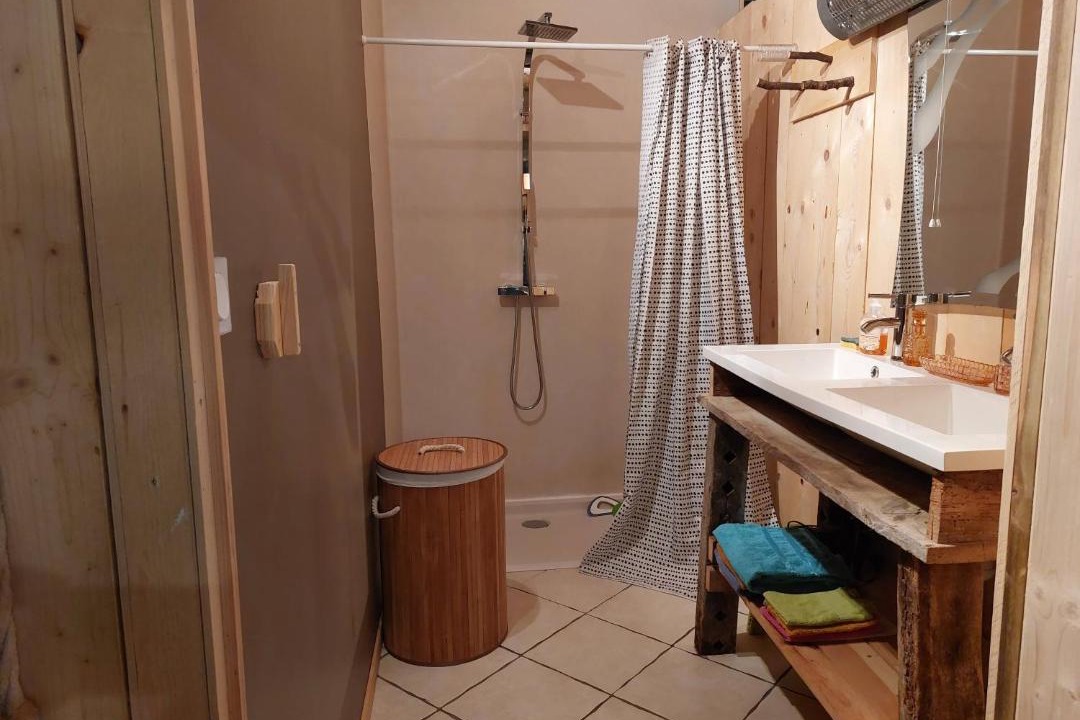 Photo of Bathroom in La Celle-sous-Gouzon