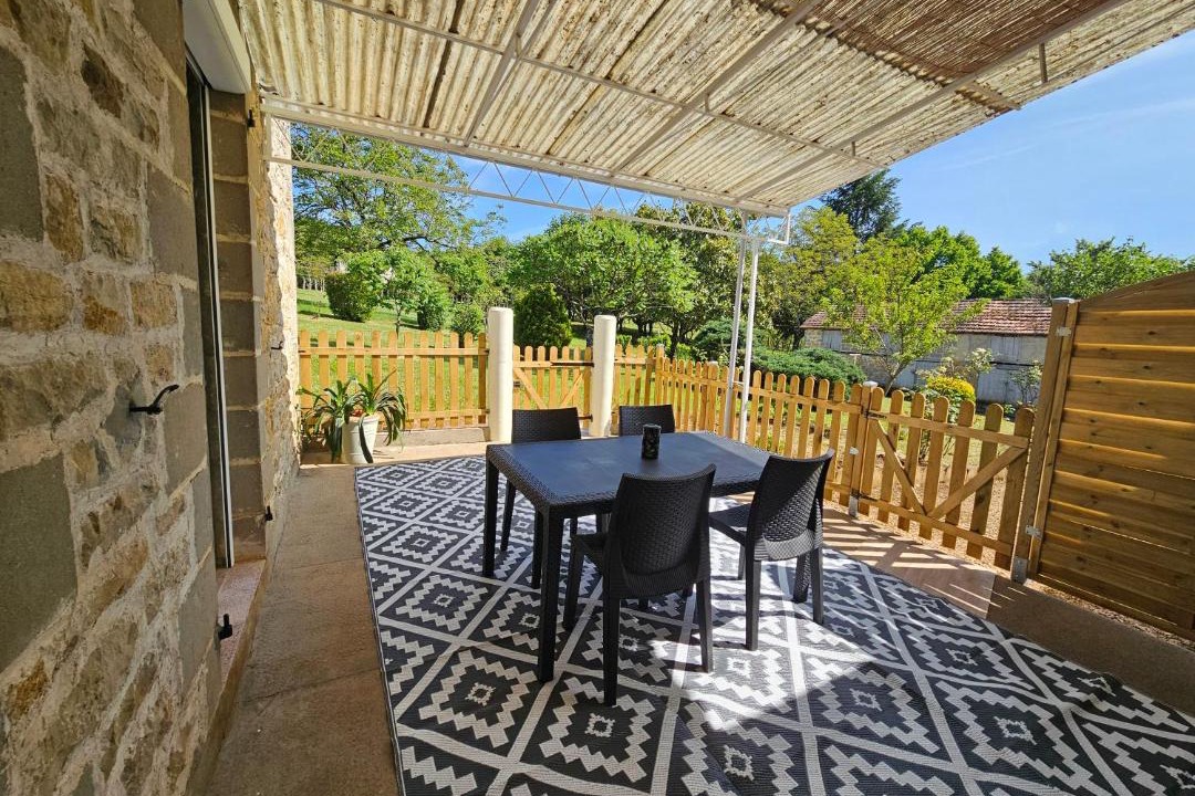 Photo of Patio Balcony in Coteaux Perigourdins