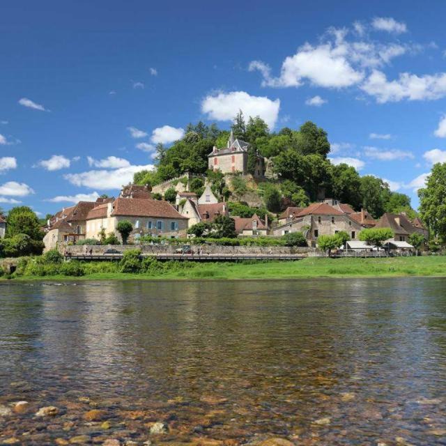 Photo of Buildings in Alles-sur-Dordogne