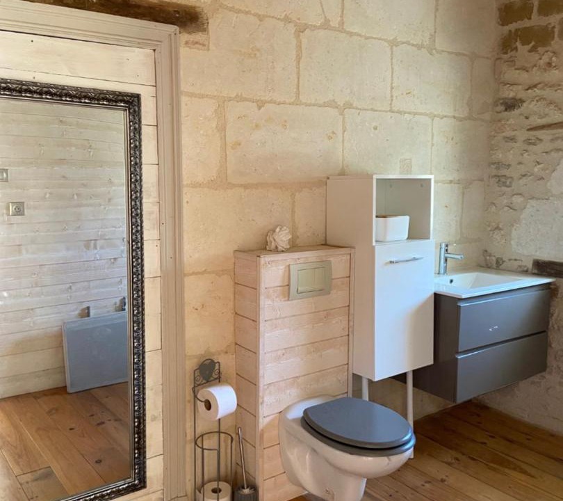 Photo of Bathroom in Saint-Pierre-du-Palais