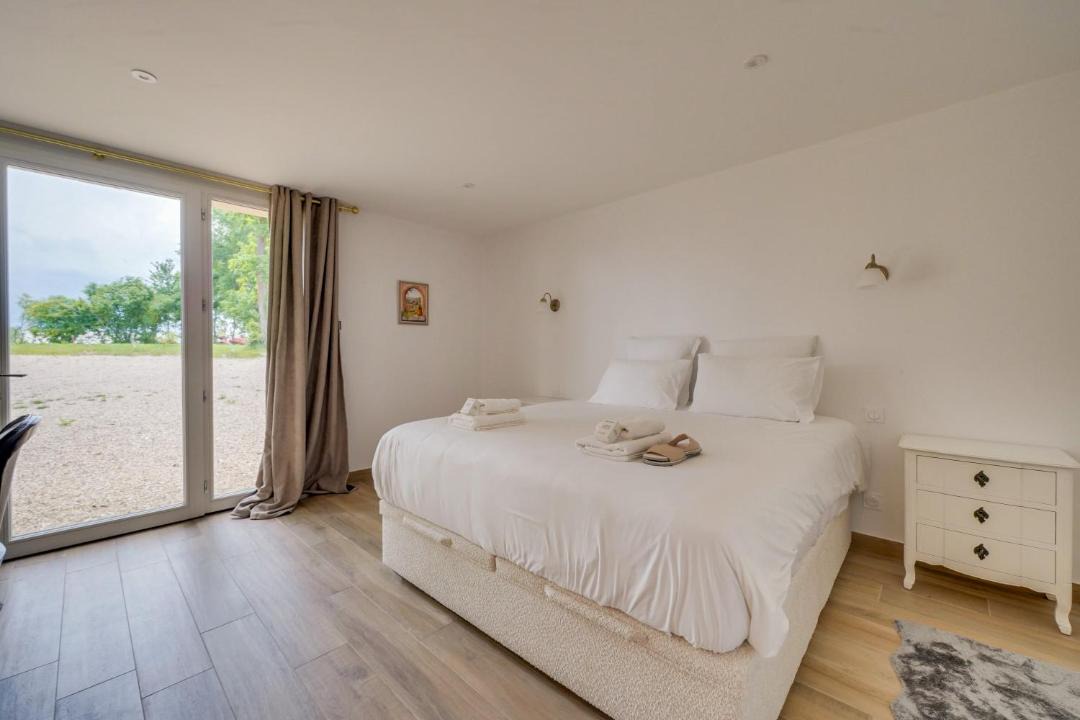 Photo of Bedroom in Puisseguin