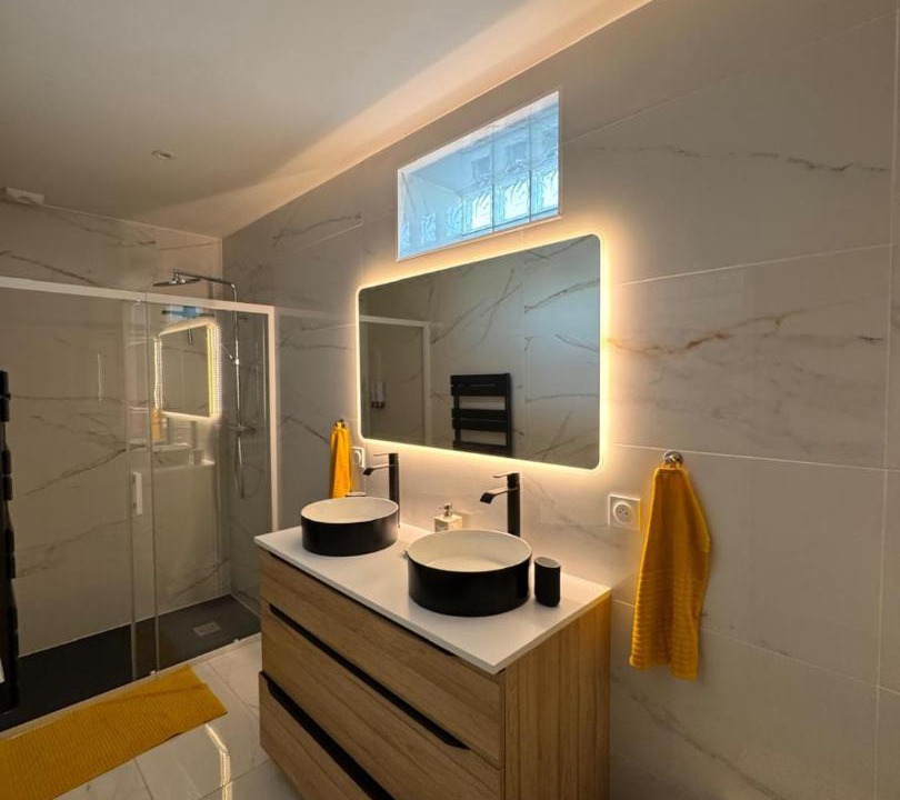 Photo of Bathroom in Villenave-d'Ornon