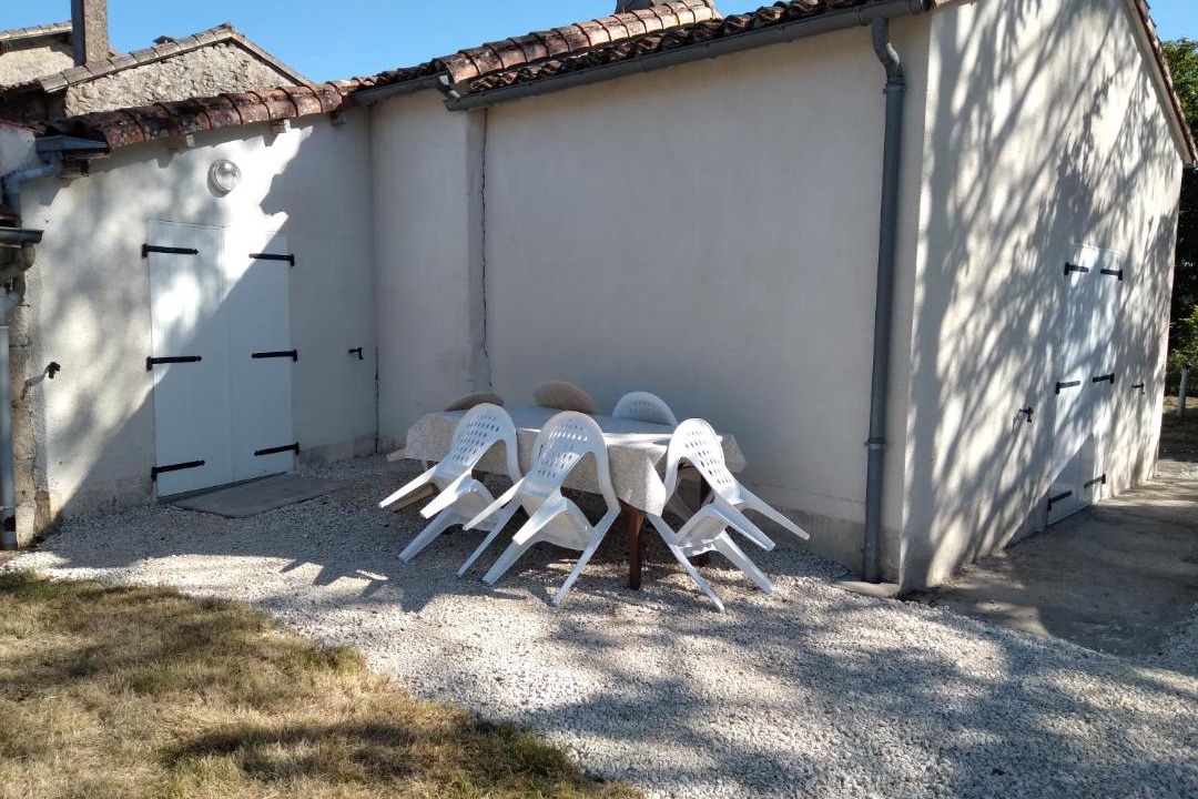 Photo of Others in Vasles