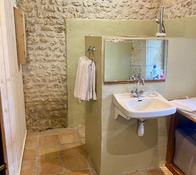Photo of Bathroom in La Celle-sous-Gouzon