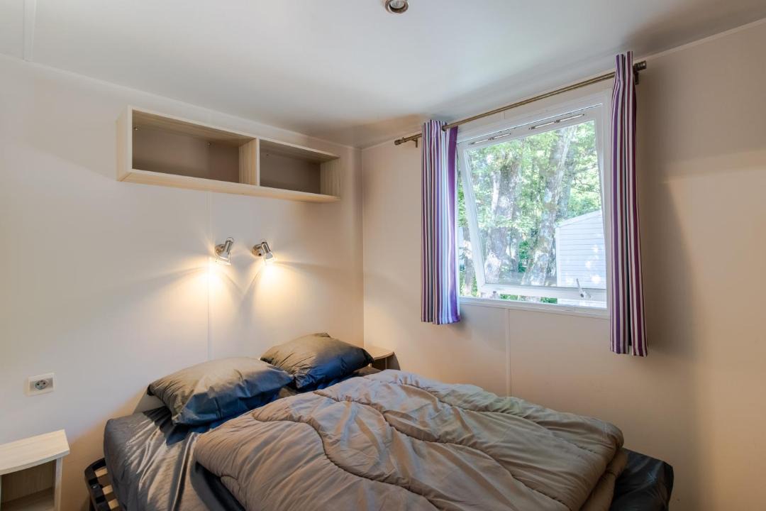 Photo of Bedroom in Saint-Martial-de-Nabirat
