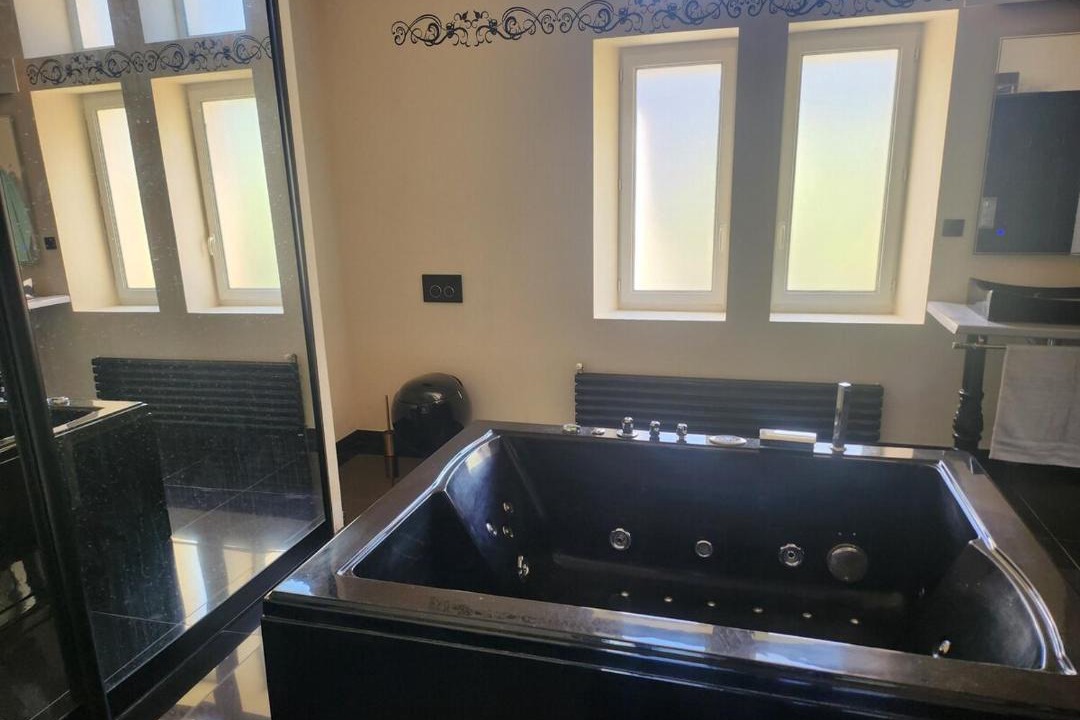 Photo of Bathroom in Montbron