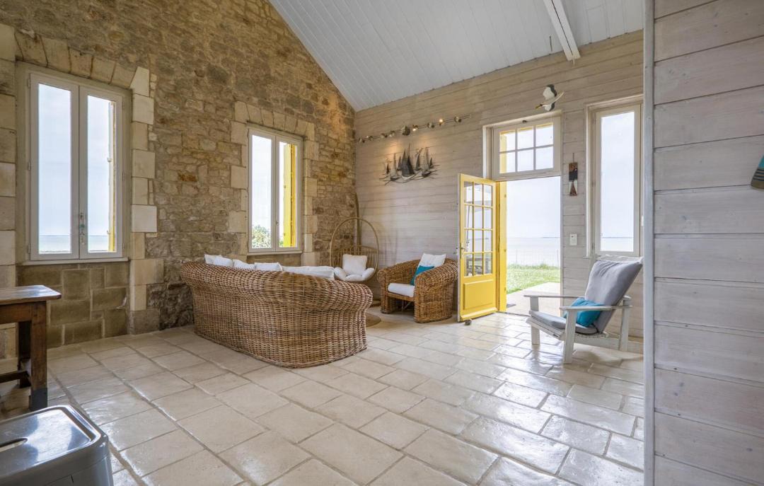 Photo of Bathroom in Port-des-Barques