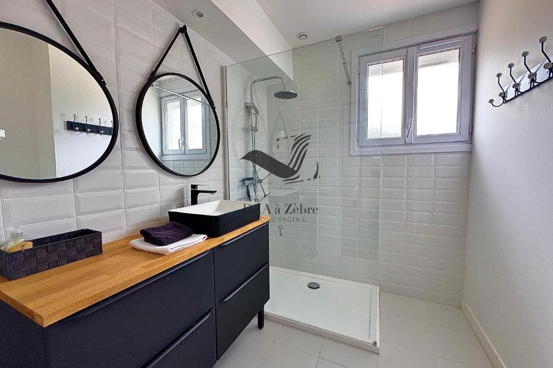 Photo of Bathroom in La Tremblade