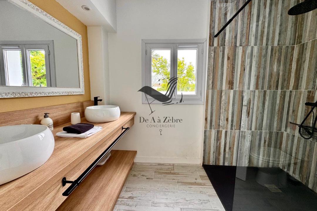 Photo of Bathroom in La Tremblade