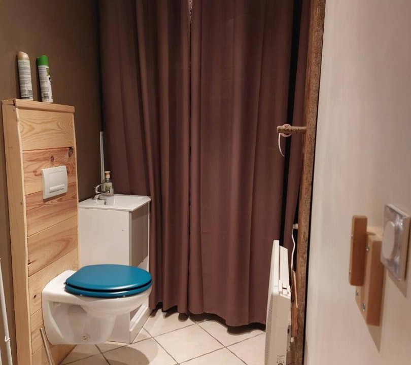 Photo of Bathroom in La Celle-sous-Gouzon