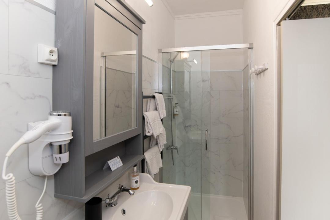 Photo of Bathroom in Quartier du Casino