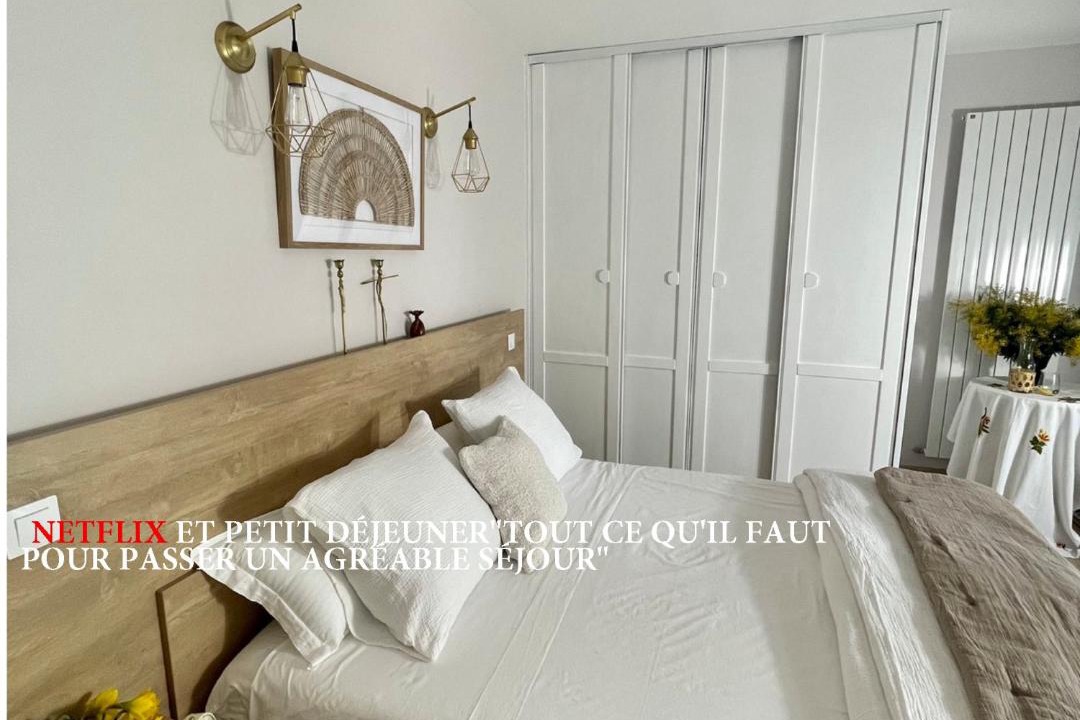 Photo of Bedroom in Saint-Cyr-les-Champagnes