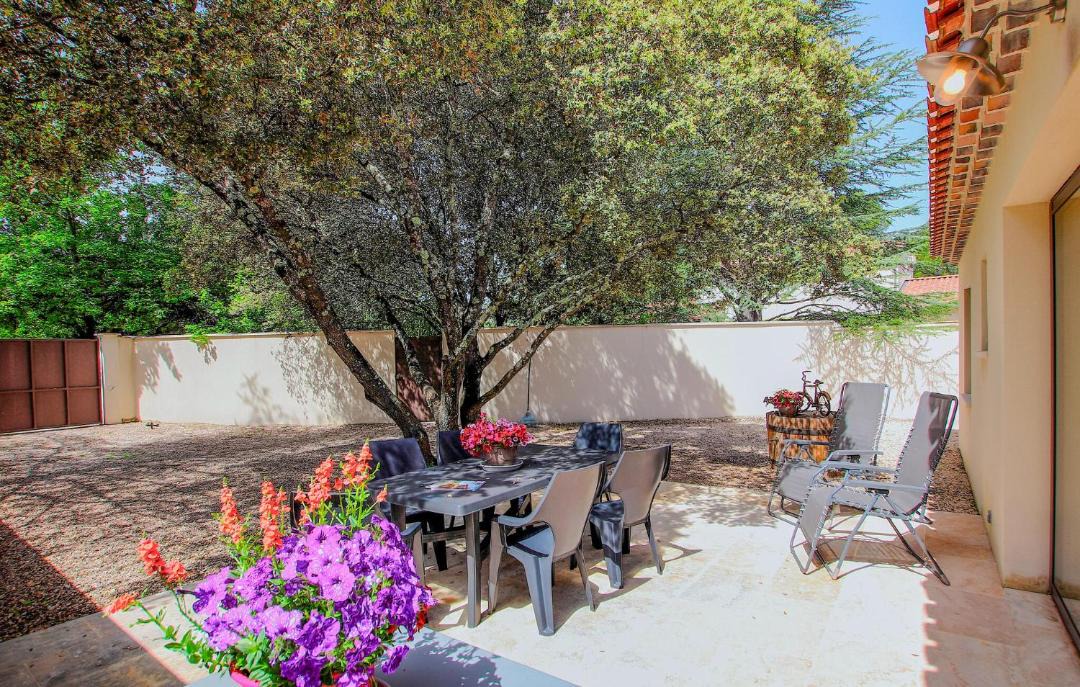Photo of Patio Balcony in Mazan