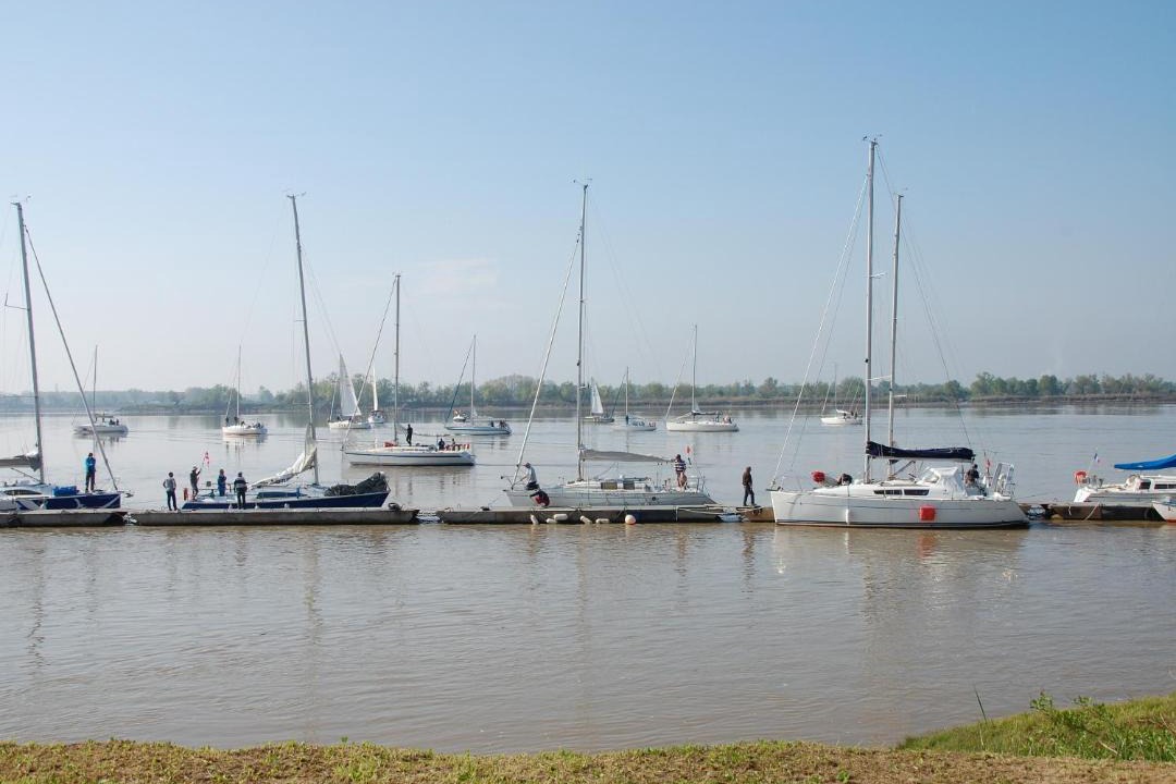 Photo of Others in Bourg-sur-Gironde