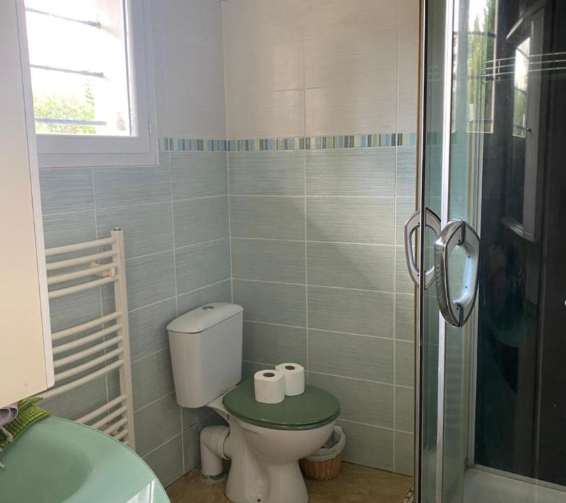Photo of Bathroom in Saint-Denis-de-Pile