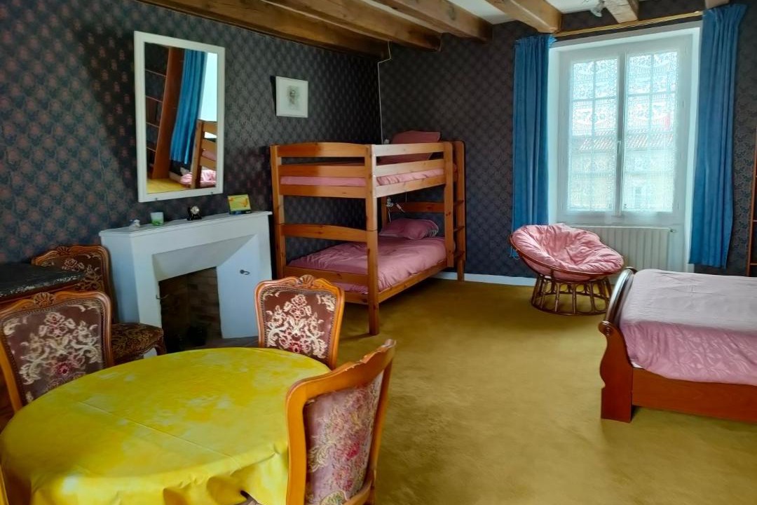 Photo of Bedroom in Champigny en Rochereau