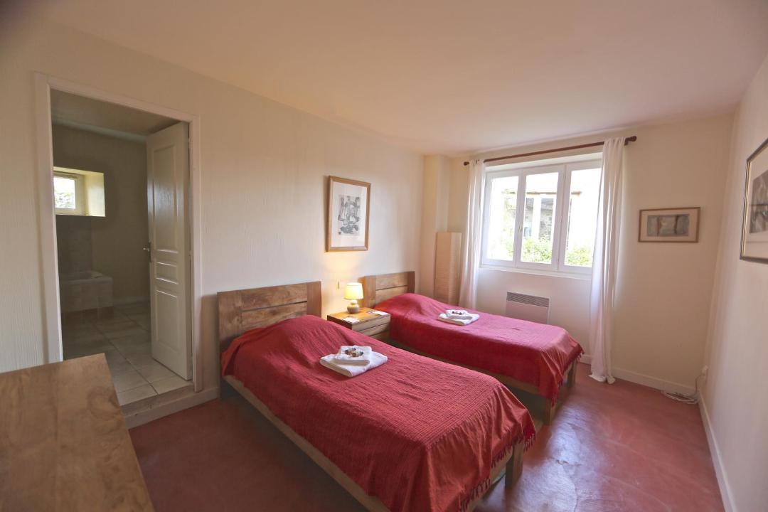 Photo of Bedroom in Saint-Martial-de-Valette
