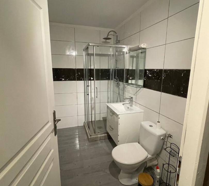 Photo of Bathroom in Mont-de-Marsan
